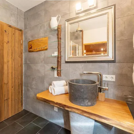 別荘 Maier Alm ヴァルト・イム・ピンツガウ