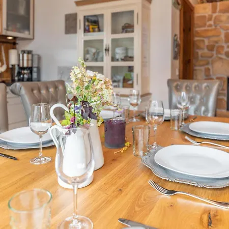 Maier Alm 別荘 ヴァルト・イム・ピンツガウ